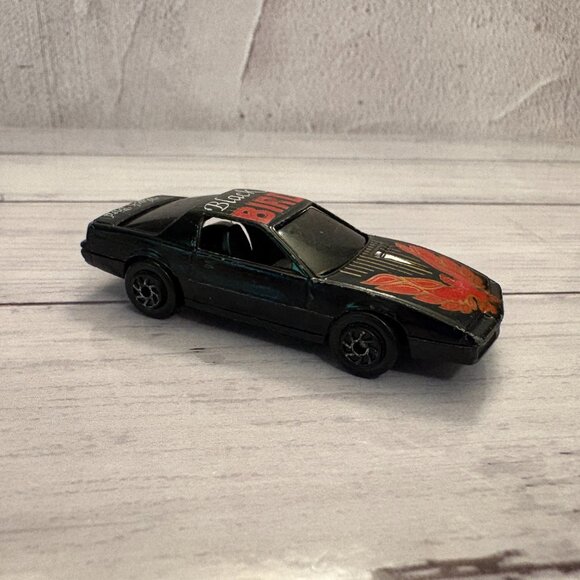 Yatming 1979 Pontiac Firebird Trans Am Black Bird #803 Diecast Car (SKU: 215TO) - Picture 2 of 5